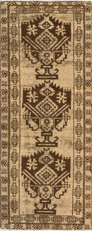 Yadiel Eye-catching Area Rug